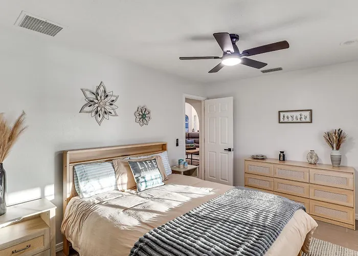 Private Pool, Spa! Updated Near London Bridge Lake Havasu City